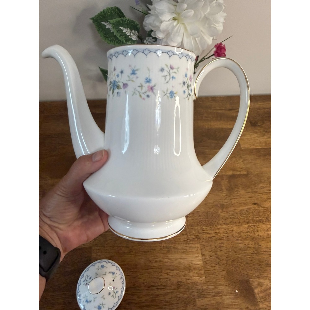 Paragon Florabella Fine Bone China Coffee Pot England Floral Gold Trim Retro